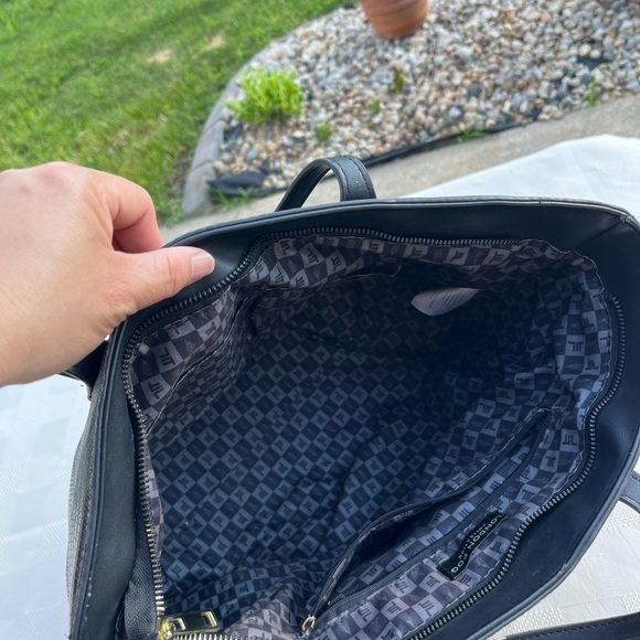 London fog tote - Picture 5 of 5